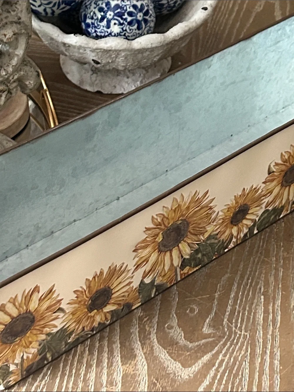 NEW! Vintage Inspired Shabby Chic LARGE Sunflower Metal Planter Box Basket